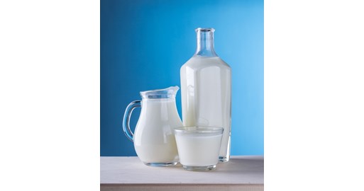 Enhancing Safety of Dairy Products with a Smart Temperature-Memory Label